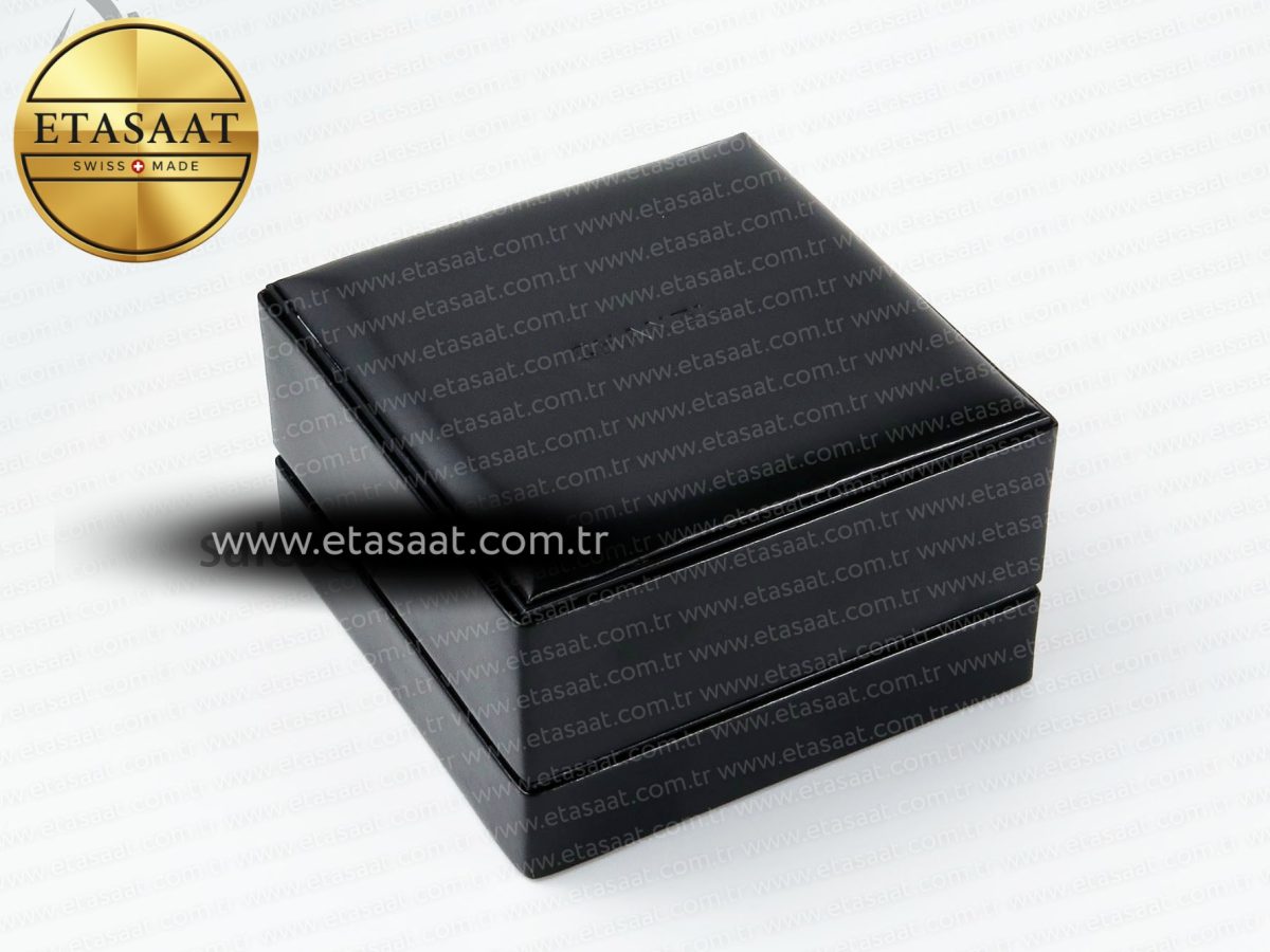 CHANEL BOX SET WITH CD - Görsel 1