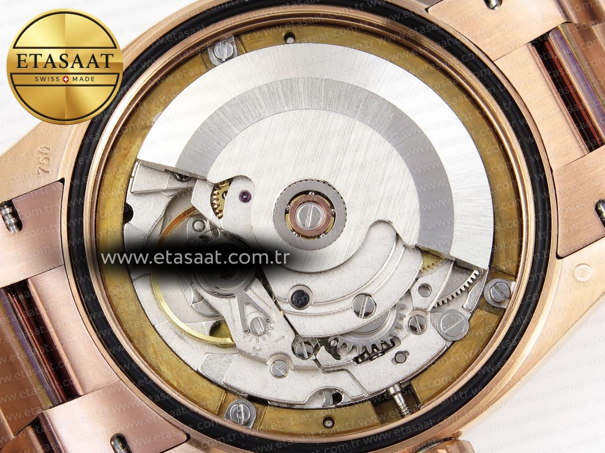 Rolex DayDate 36mm RG/RG Pres Dia Green Dial RAF A2836 - Görsel 18