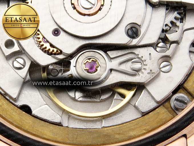 DayDate 36mm RG/RG Pres Dia Green Dial RAF A2836 - Görsel 20