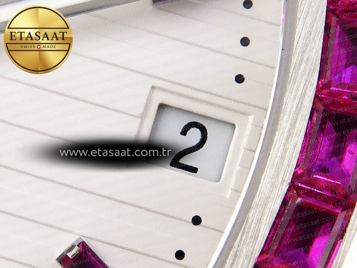 Patek Philippe NAUTILUS 5711 SS WHITE DIAL PURPLE DIAMONDS 324CS - Görsel 11