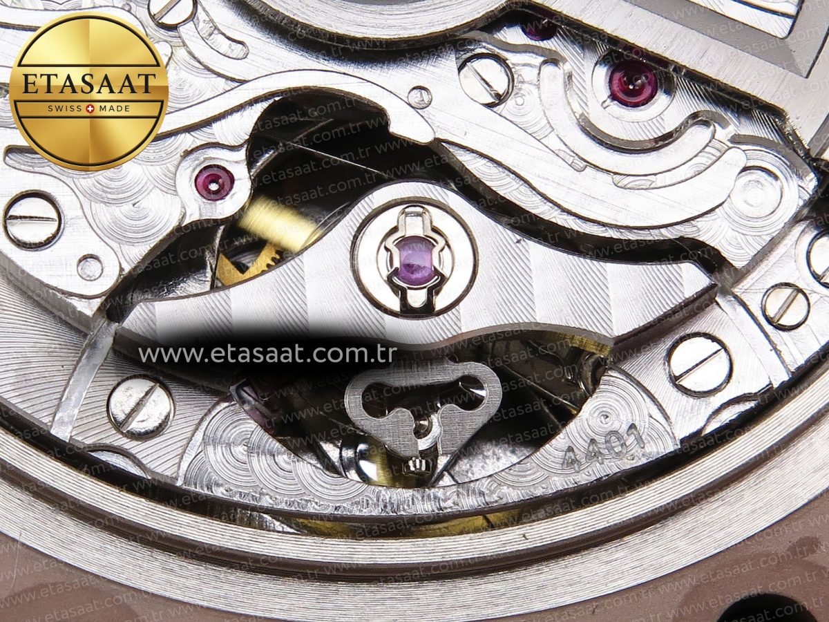 Audemars Piguet ROYAL OAK OFFSHORE 44MM RG BLACK/SILVER DIAL ON BLACK A4401 - Görsel 23
