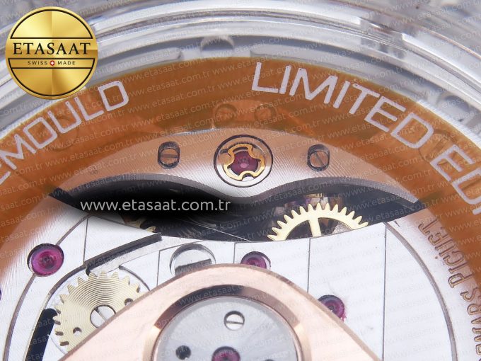 Audemars Piguet Royal Oak OFFSHORE RED A3126 - Görsel 22
