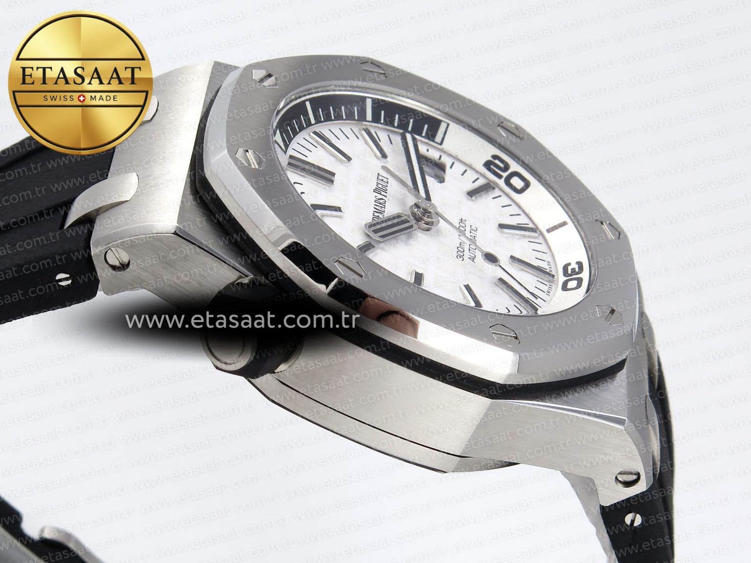Audemars Piguet  Diver 15710 White Dial on Black SA3120 - Görsel 9