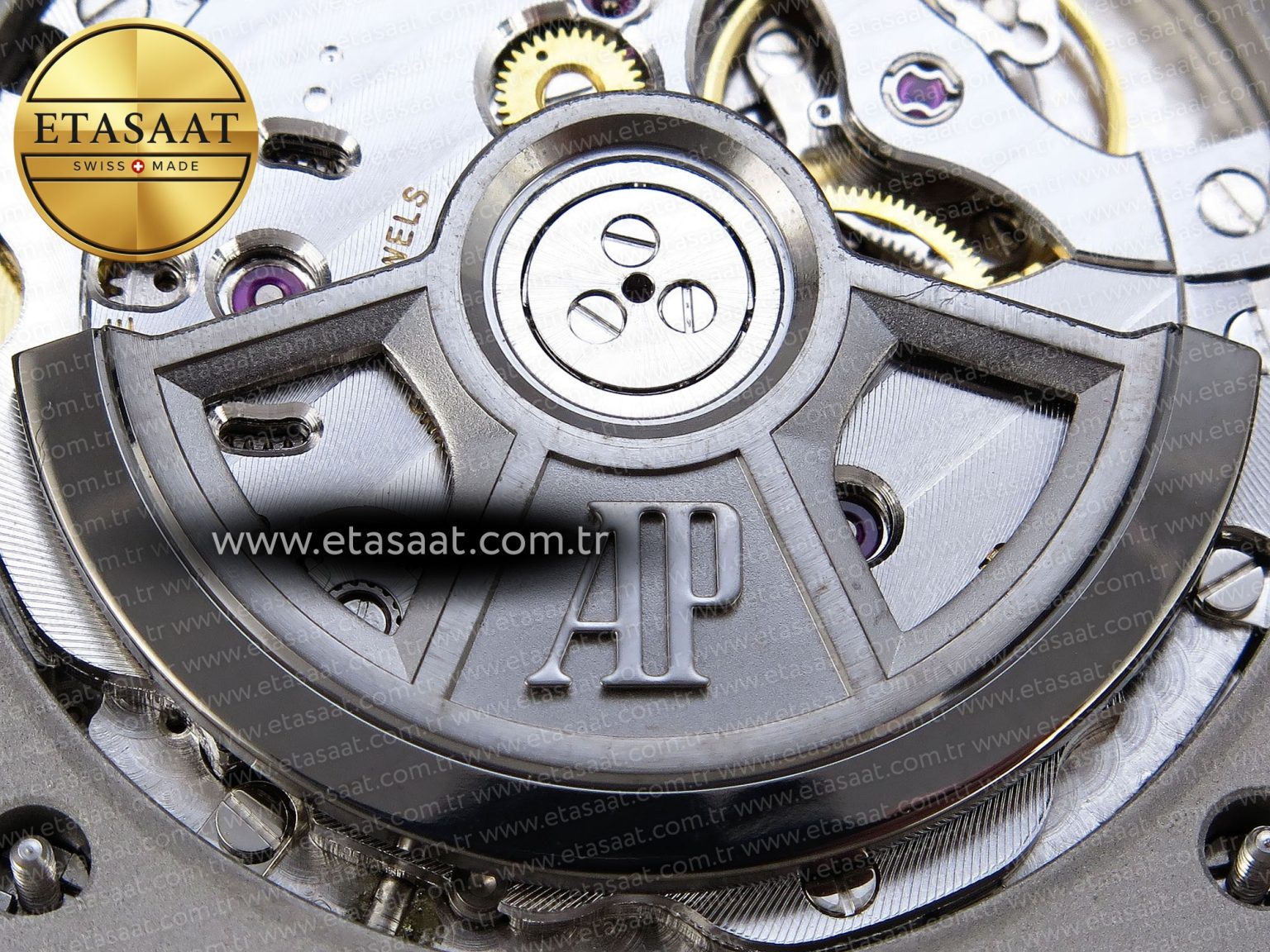 Audemars Piguet ROYAL OAK OFFSHORE DIVER 15720 GREEN DIAL ON GREEN SA4308 - Görsel 21