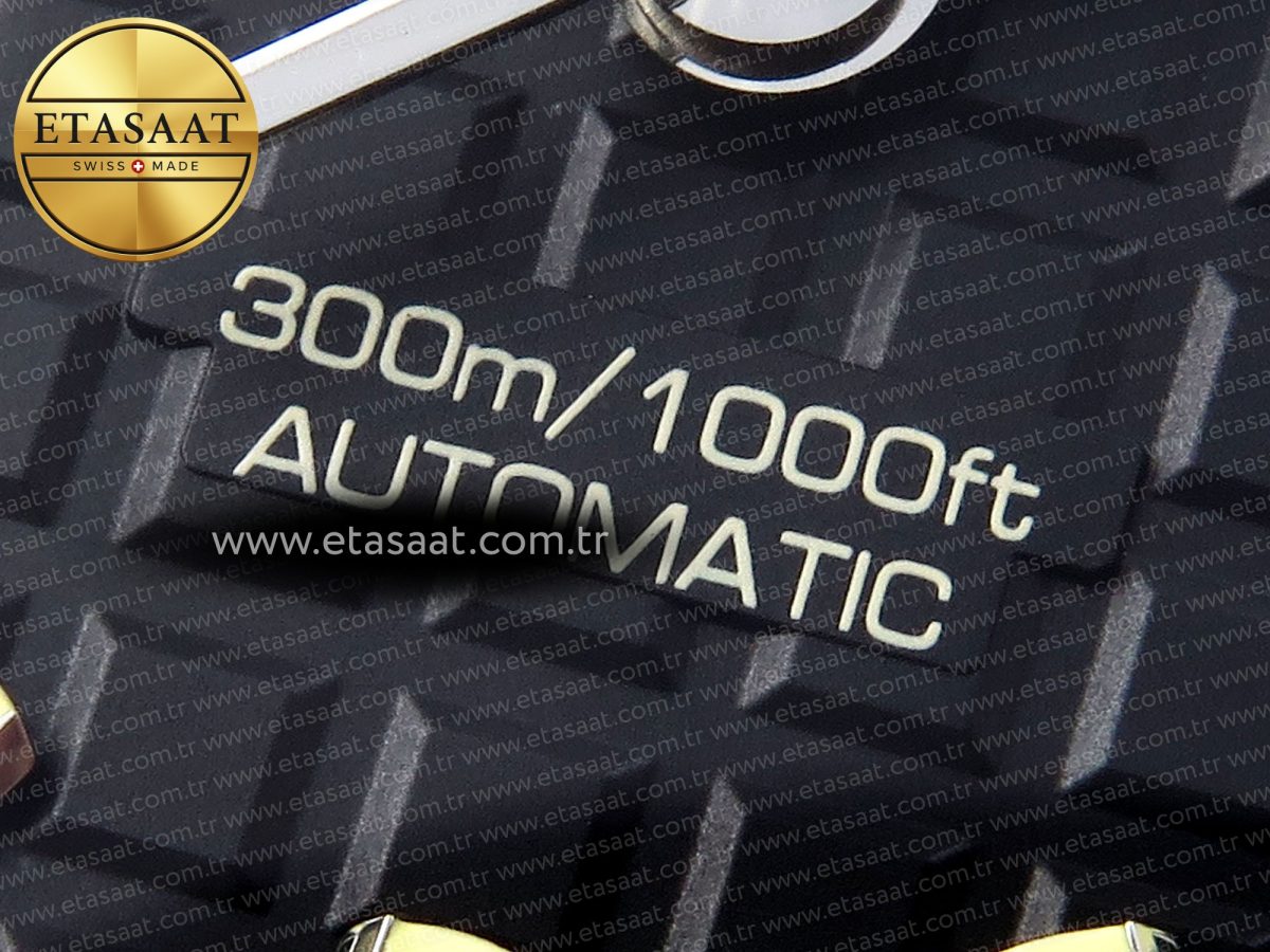 Audemars Piguet ROYAL OAK OFFSHORE DIVER 15720 BLACK DIAL ON BLACK SA4308 - Görsel 12