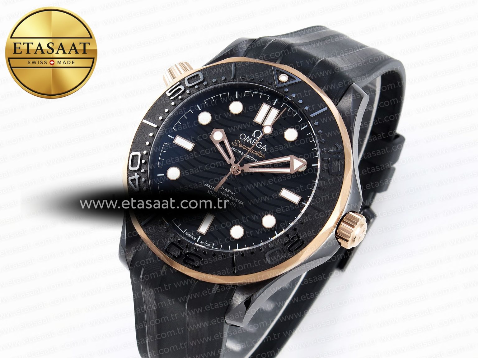 Omega SEAMASTER 300M BLACK DIAL RG BEZEL ON BLACK A8806 - Görsel 2