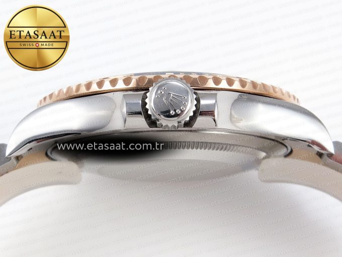Yacht-Master 126621 40mm RG/SS Black Dial C+S VR3235 - Görsel 14