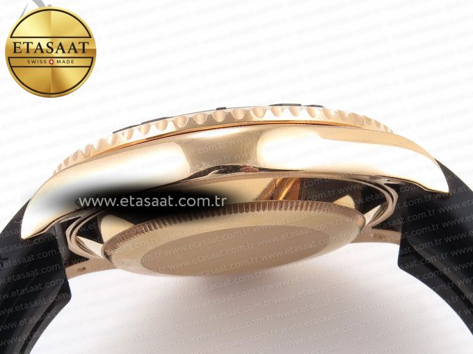 Yacht-Master 126655 C+SF Best Edition Black Ceramic Bezel on Oysterflex Strap VR3235 - Görsel 14