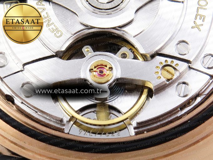 Yacht-Master 126655 C+SF Best Edition Black Ceramic Bezel on Oysterflex Strap VR3235 - Görsel 19