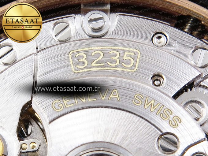 Yacht-Master 126655 C+SF Best Edition Black Ceramic Bezel on Oysterflex Strap VR3235 - Görsel 21