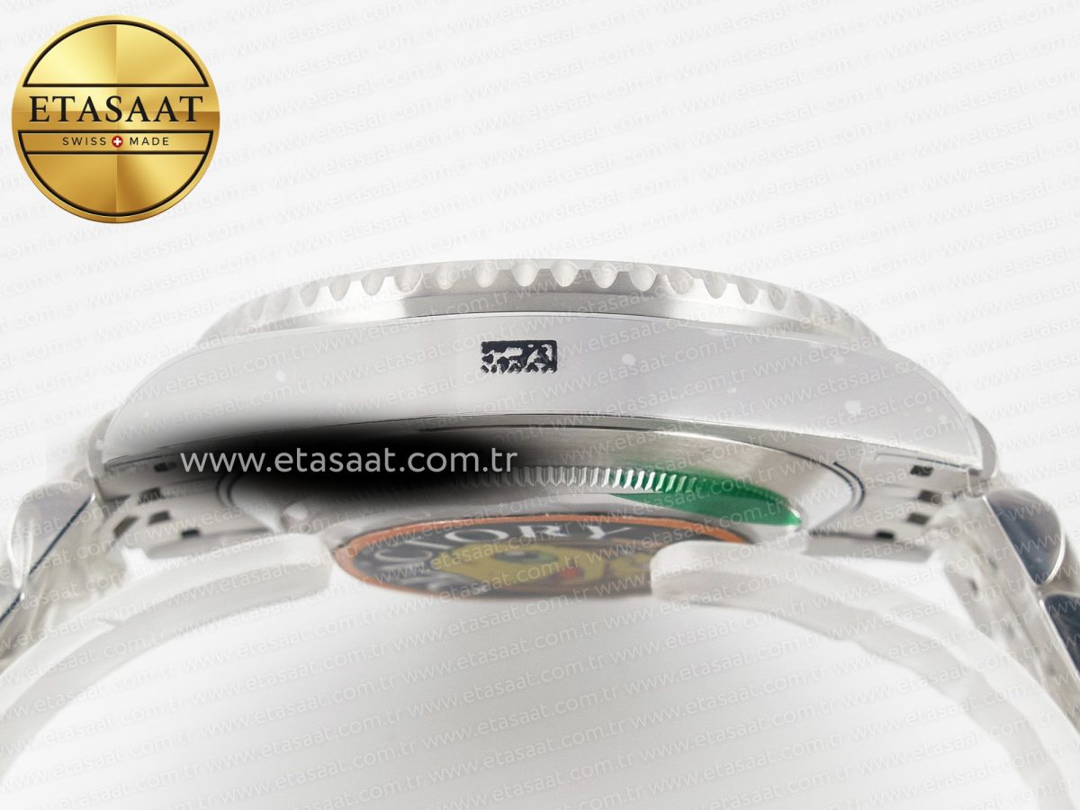GMT-Master II 126710 GRNR Black/Grey Ceramic QF 1:1 Best Edition on Jubilee Bracelet VR3285 CHS - Görsel 14