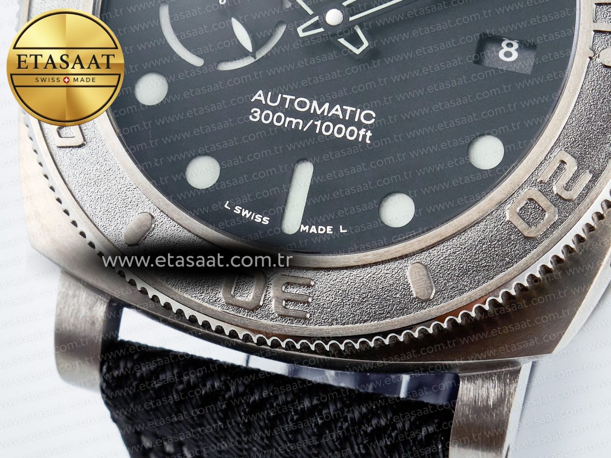 PAM984 Mike Horn Submersible VSF 1:1 Best Edition Black Dial on Black Nylon Strap P.9010 Clone - Görsel 14