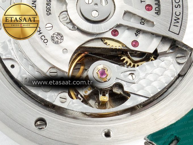 Portuguese Chrono IW3716 Z+F 1:1 Best Edition Green Dial on Green Rubber Strap A69355 - Görsel 24