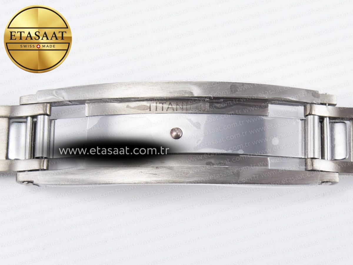 RM 61-01 Yohan Blake White NTPT ZF 1:1 Best Edition on Black Rubber Strap RMUL2 Super Clone - Görsel 24
