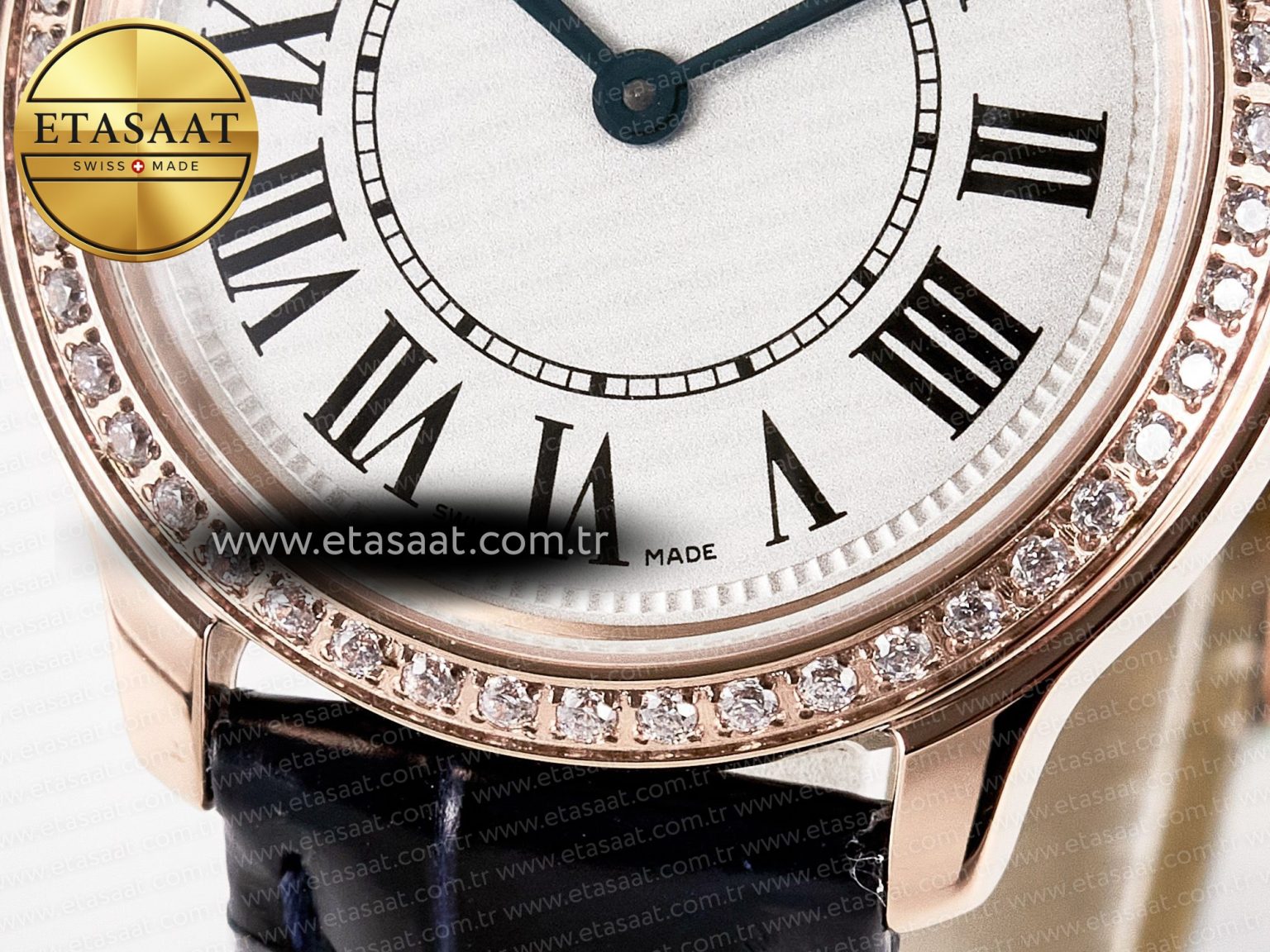 Ronde Louis Cartier 29mm RG DRF 1:1 Best Edition Sandblasted Beige Dial Diamonds Bezel on Blue Leather Strap Ronda Quartz - Görsel 13