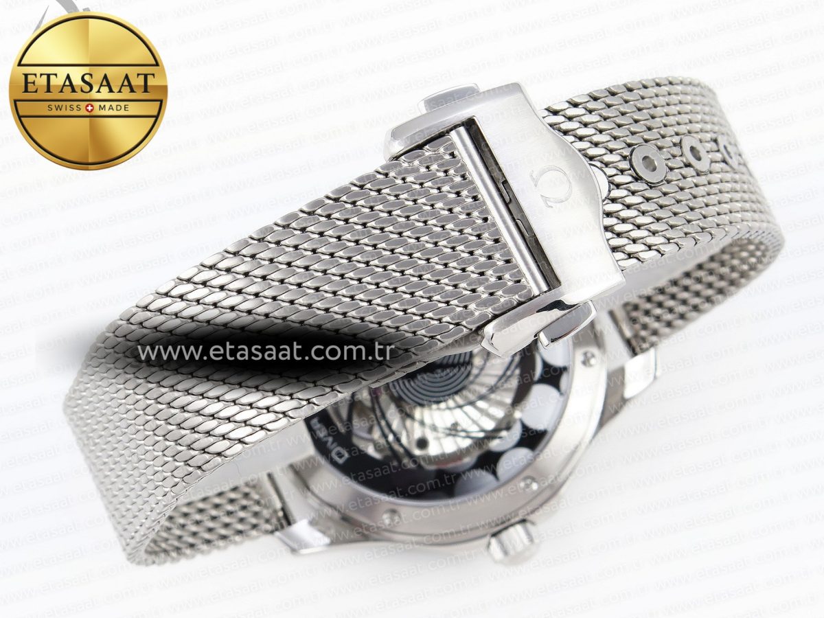 Seamaster Diver 300M JAMES BOND 007 60TH ANNIVERSARY VSF 1:1 BEST EDITION BLUE DIAL ON MESH BRACELET A8806 - Görsel 15